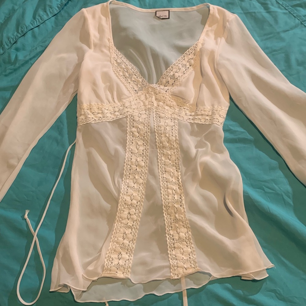Long sleeve Sheer White Casual ruffled V-neck S